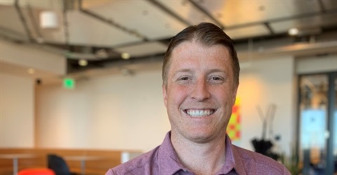 Headshot of Scott Lowe